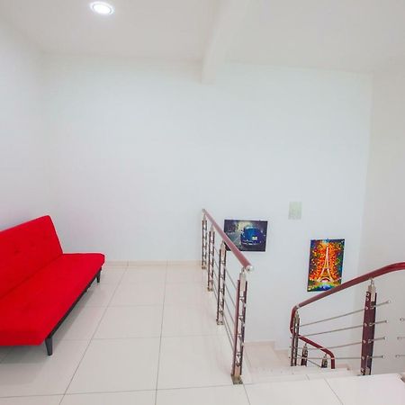 Villa The Only Sea View In Town Kuah Exterior foto
