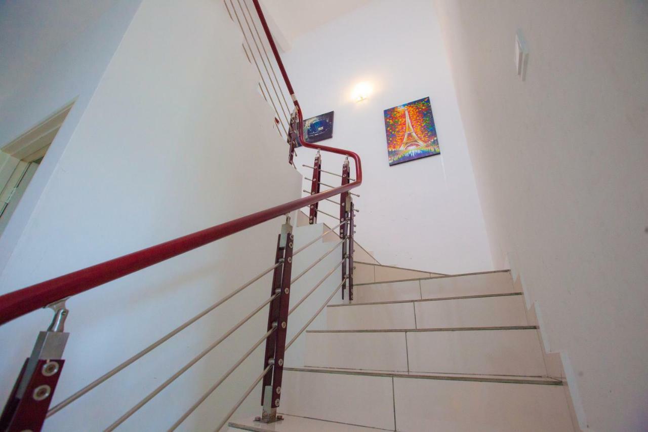 Villa The Only Sea View In Town Kuah Exterior foto